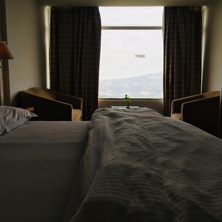 Hotel Jammu Ashok Buitenkant foto