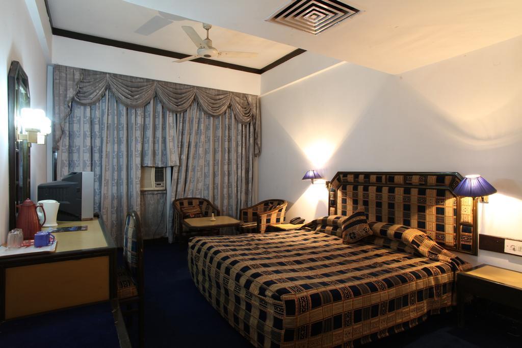 Hotel Jammu Ashok Kamer foto
