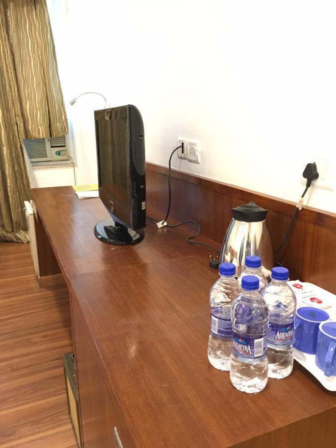 Hotel Jammu Ashok Buitenkant foto